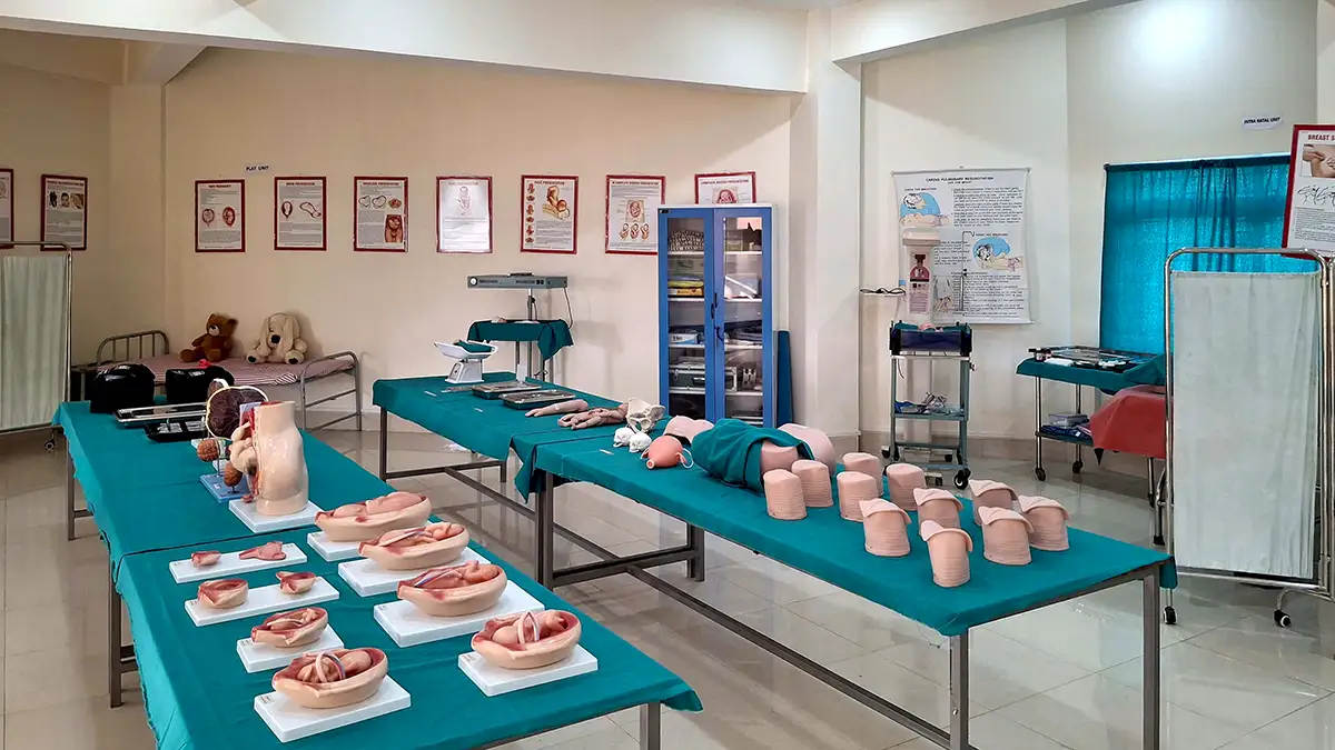 Students practicing in the OBG lab.